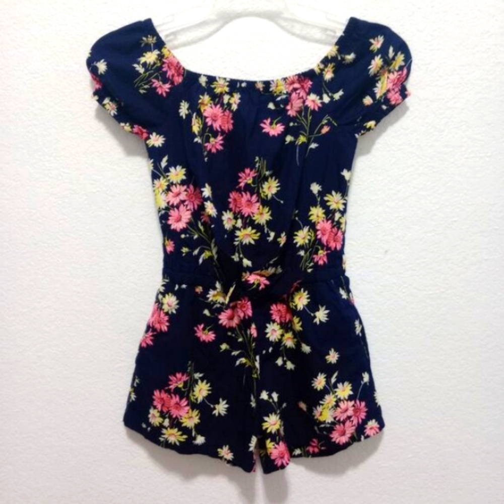 Gap Kids Navy Floral Romper Short Sleeve Elastic Waist 100% Cotton size 6-7